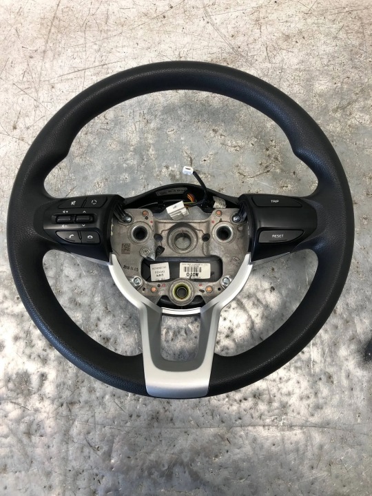volan PIANKA MULTIFUNKCJA KIA RIO IV 56100H8040WK