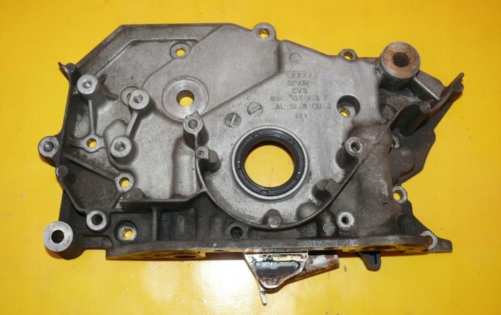 Coperchio copertura GREMBIALINA della distribuzione AUDI A4 B6 A6 C5 3.0 ASN 220 KM 06C103153F