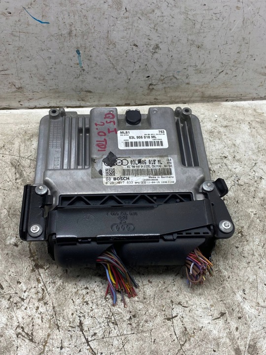 AUDI Q5 8R 2.0 TDI computer Centralina Motore 03L906018ML