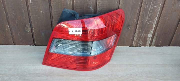 MERCEDES GLK W204 X204 RECHTS LICHT HECK KOMPLETT Z WKLADEM A2048201464