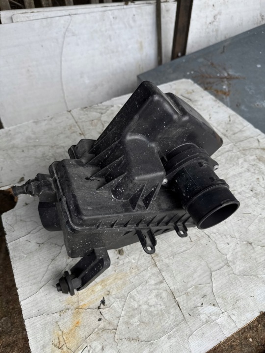 air filter housing NISSAN QASHQAI JUKE 1.5 DCI 2008-2012