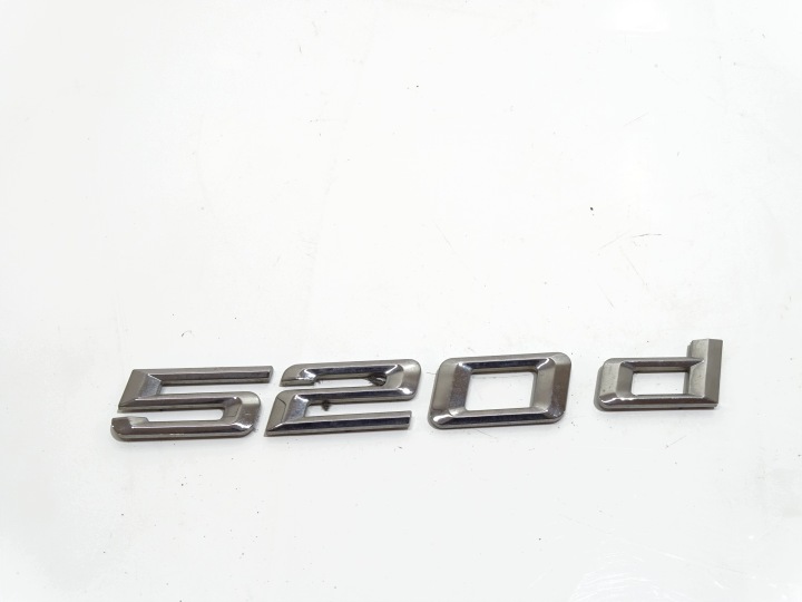 NAPIS EMBLEMAT BMW E61 LIFT 520d