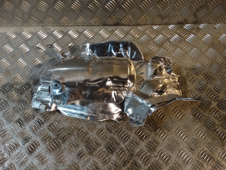 IDEALNA cover TERMICZNA of the engine MERCEDES W256 1 9