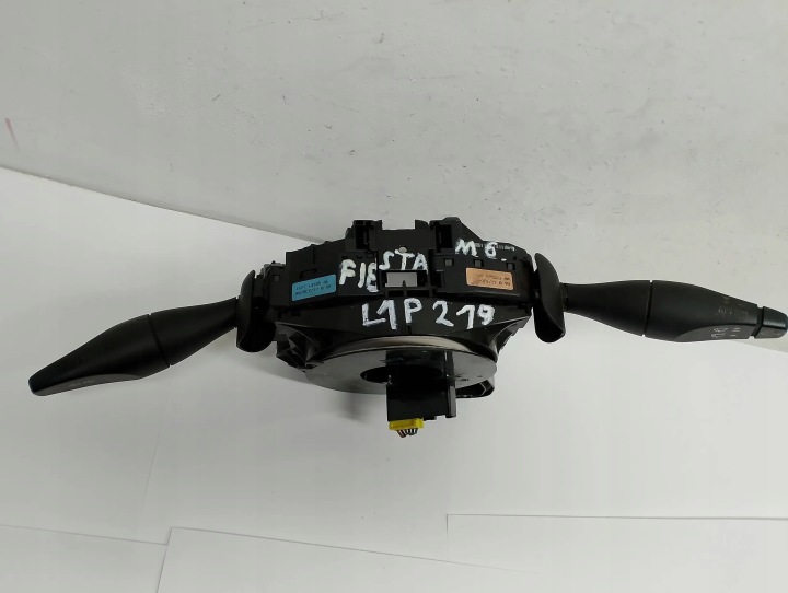 páčky pod volant a ovládanie z krúžok FORD FIESTA MK6 1S7T13335AE