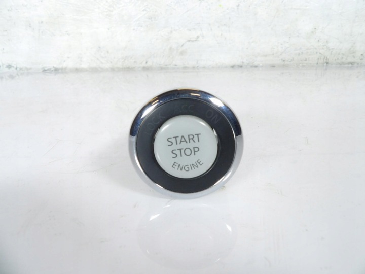 INFINITI G37 Pulsante START STOP