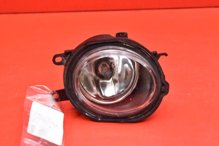Feux antibrouillard Gauche Avant Avant 2126-01-01LH TATA INDICA 08-11