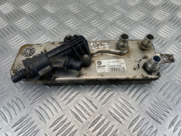 Motor Ölkühler BMW F10 7597890 3.0