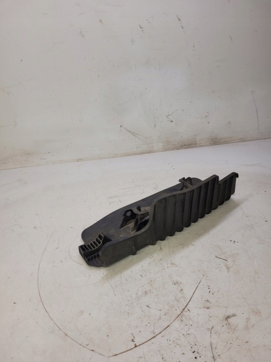 cover arms left rear part AUDI A4 B9 8W0505415E