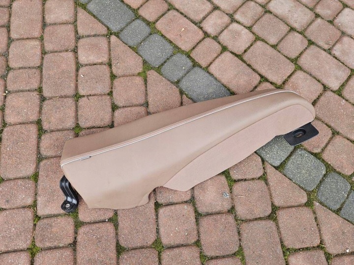 Naroznika kanapy zadok zadnej wersja pod airbag P Opel Insignia B 39105717