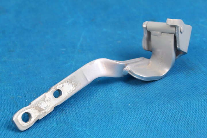 AUDI A1 8X LIFT TAILGATE HINGE LEFT 16R 8X4827299 8X4827299 / A A1 8X 23/01 AUDI A1 8X LIFT TAILGATE HINGE LEFT 16R 8X4827299 8X4827299 / A A1 8X 23/01