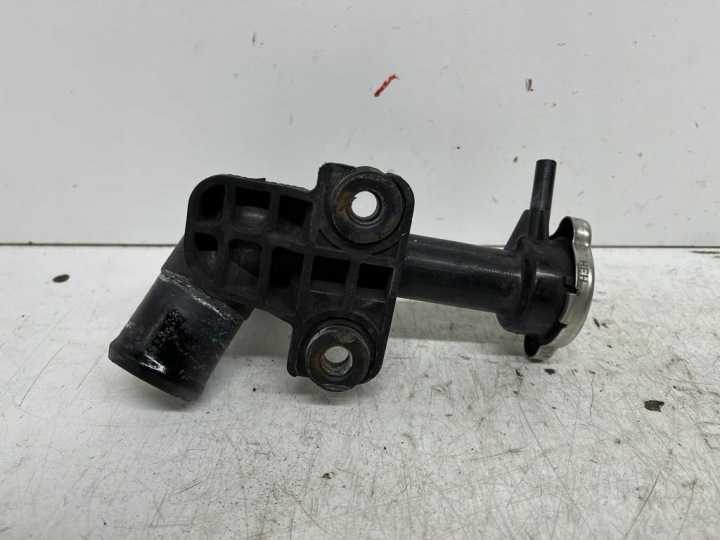 HYUNDAI I20 LIFT 1,1CRDI KROCIEC des Wassers WLEWKA 2012-14R