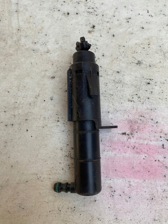 VW GOLF VI Lave phare Droite Pompe Couvre 5KO955978A