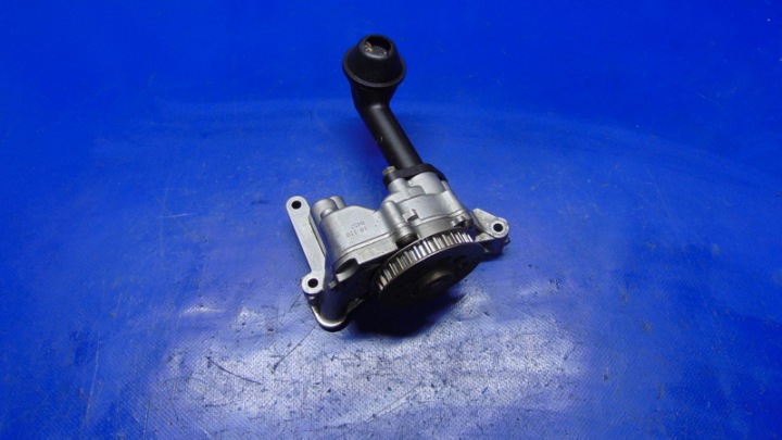 oil pump 1.6TDI VW POLO V 6R GOLF VI RAPID OCTAVIA III CADDY III