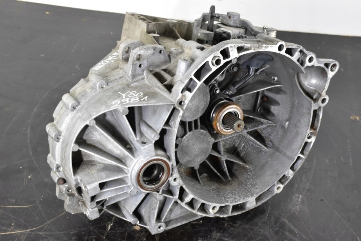 Getriebe Manualna FORD C-MAX II FOCUS MK3 III 2.0 TDCI AV6R7002NCC