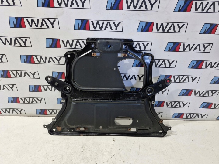 6860952 BMW F20 F21 F30 F31 coperchio , copertura copertura GREMBIALINA Protezione Sottoscocca sotto Motore XDRIVE