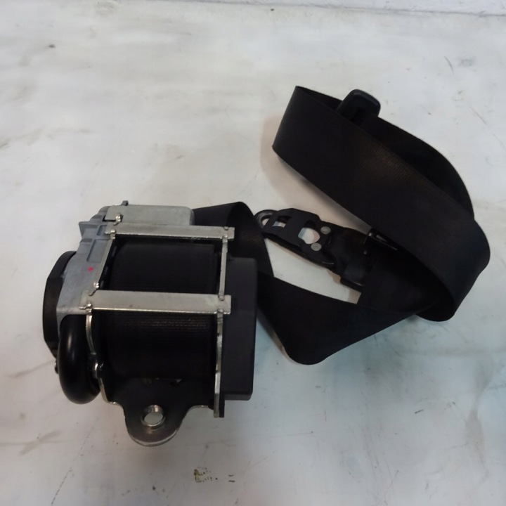AUDI Q7 4L Armature BEZPIECZEN Gauche Avant 606727200