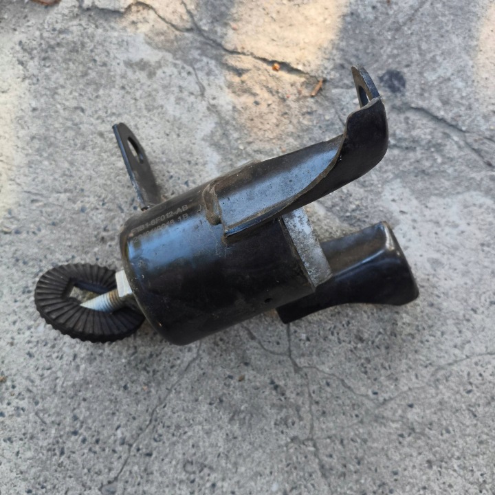 Supporto motore staffa fissaggio Ford FIESTA MK7 LIFT B-MAX 1.5 1.6 TDCI