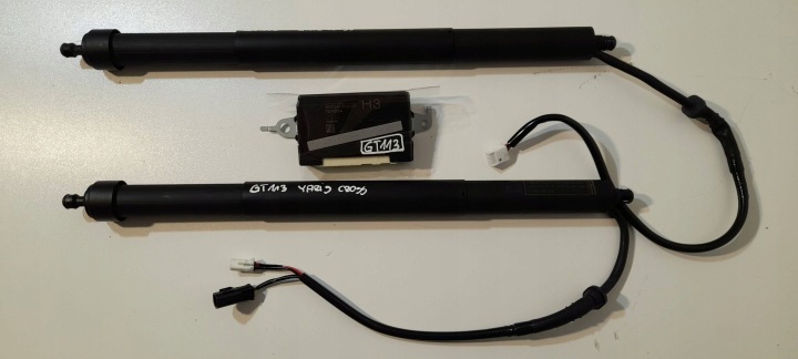 Toyota Yaris Cross Silowniki kapoty zadní modul komplet 6892052031 (GT113)