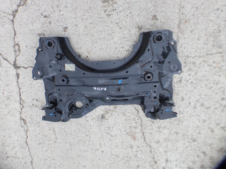 PEUGEOT RIFTER PARTNER IV BERLINGO IV COMBO E subframe axle beam front ELEKTRYK
