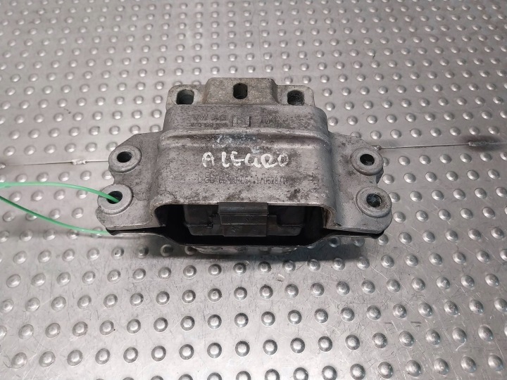 holder gearbox mounting 1K0199555C A3 8P GOLF VI LEON II TOURAN II 1.2TSI CBZ