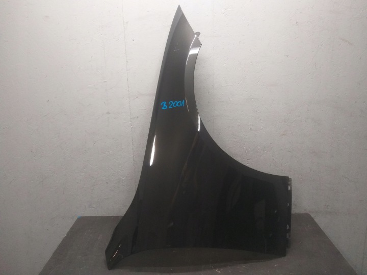 fender front right MERCEDES C KLASA W206