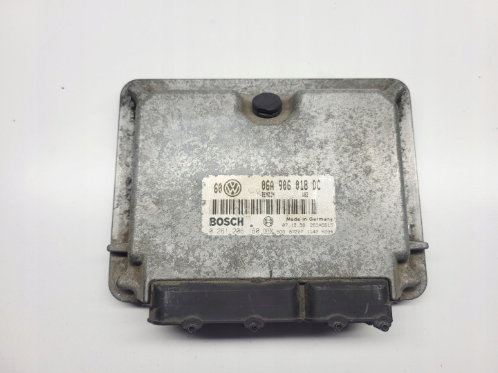 Computer Bedienteil Vw BORA 2.0 MPI 06A906018DC 0261206180