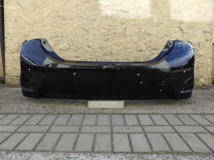 TOYOTA COROLLA E16 berlina 13- Paraurti posteriore