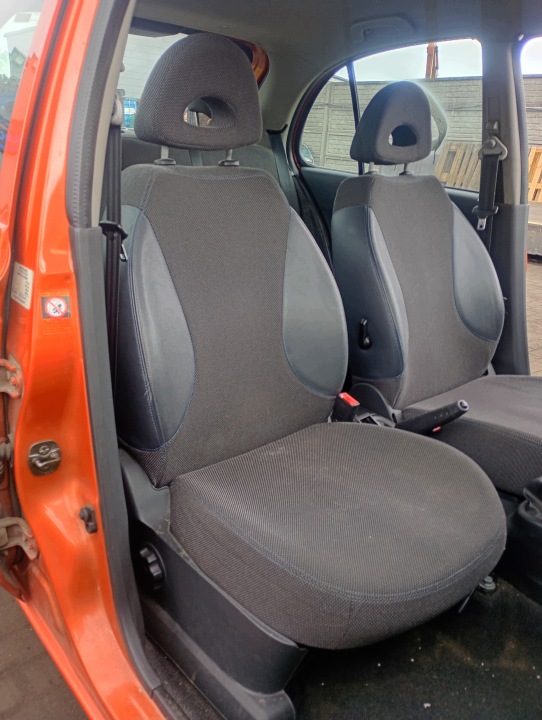 seat right of the passenger Nissan Micra K12 03-10