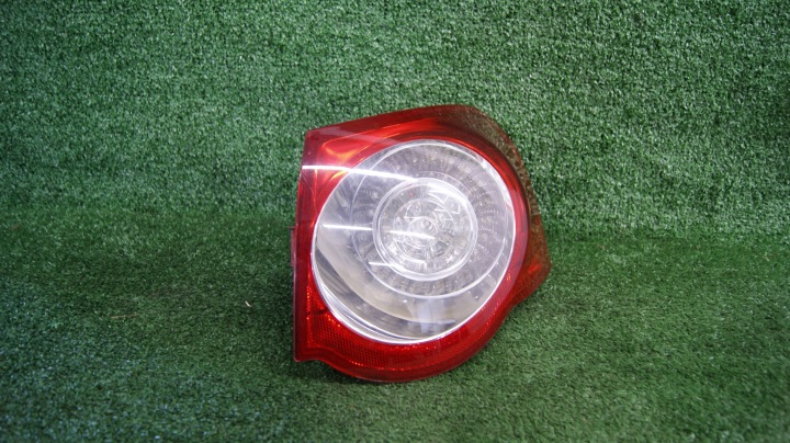 Licht rechts hinten VOLKSWAGEN PASSAT B6 3C9945096N
