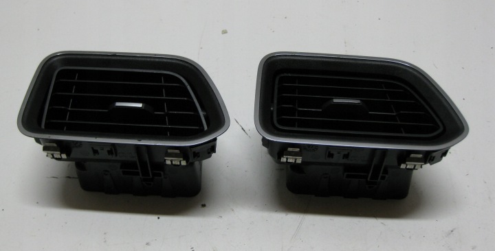 RENAULT MASTER III LIFT Bouche aération tableau bord Console Gauche 687501519R 687505442R