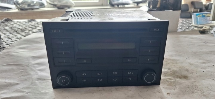 RADIO fabbrica VW POLO 05- 6Q0035152B
