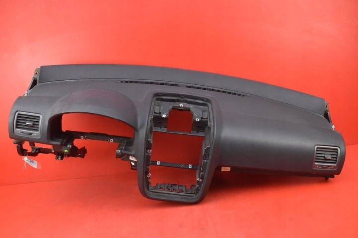 dashboard instrument panel console cockpit airbag EU VW JETTA 5 V 05-11