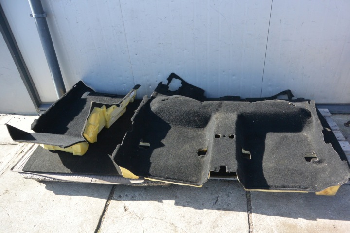mats floor sedan rear part + right STRON MERCEDES-BENZ CLA W117 KPL EU