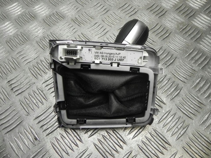 VW GOLF VII Mâner Schimbător Burduf 5G1713203J 7