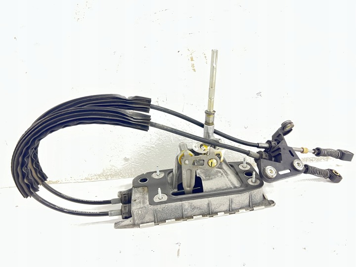 Schalthebel Schaltkulisse Schalt getriebe Gurte Band 3C0711049AG VW Passat B7 2.0 TDI