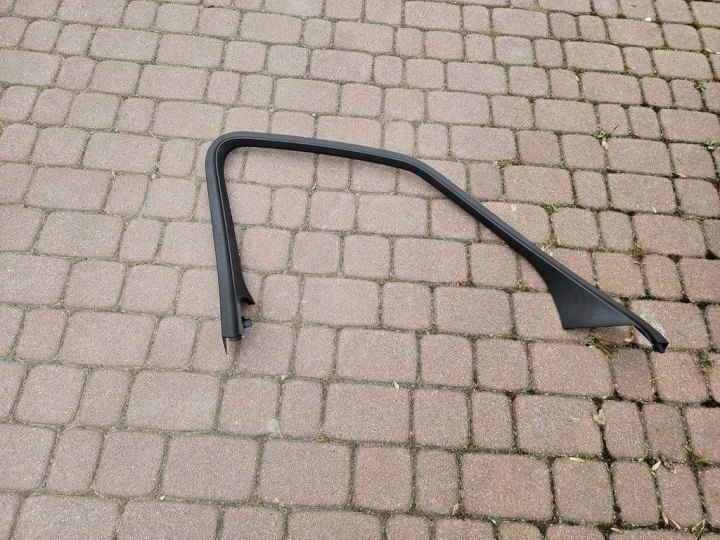 Moulage Châssis Portière przednich de gauche Châssis dookola Opel Zafira C 13264855