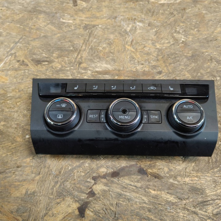 Panel of the air conditioning Skoda Superb B8 (3V) 3V0907044AR