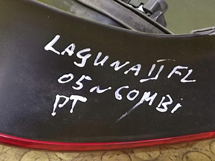 RENAULT LAGUNA II COMBI LIFT LAMPA OIKEUDET BACK 8200703489 12