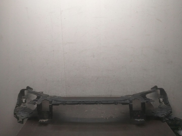 Ossatura anteriore RIVESTIMENTO VOLVO V40 12