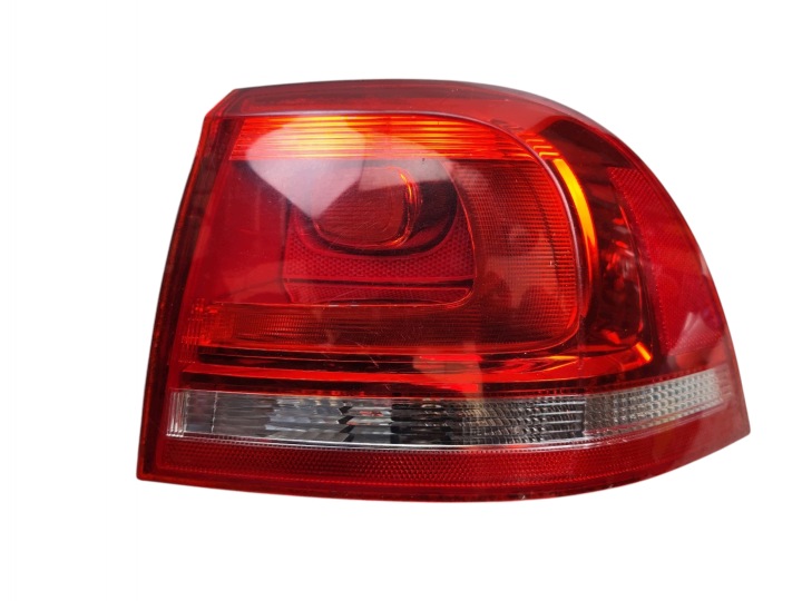 light right right rear part VOLKSWAGEN TOUAREG II 7P (2010-2014) 7P6945096D