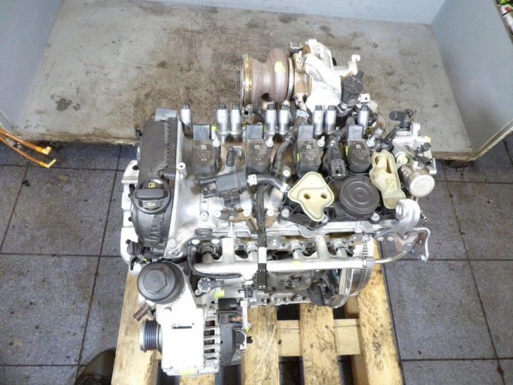 SKODA SUPERB IV 4 engine 2.0TSI 265KM DNPB 17 TYS KM
