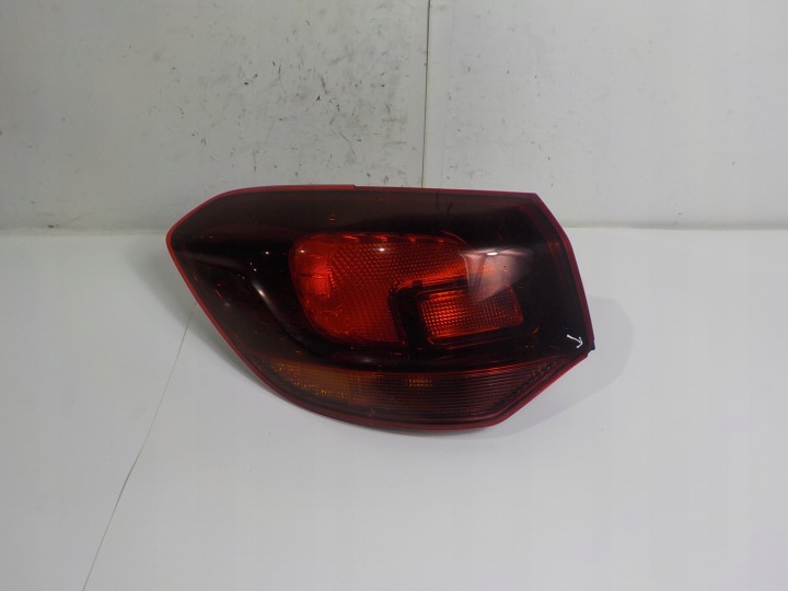 OPEL ASTRA IV J KOMBI Licht links hinten links heck CIEMNA