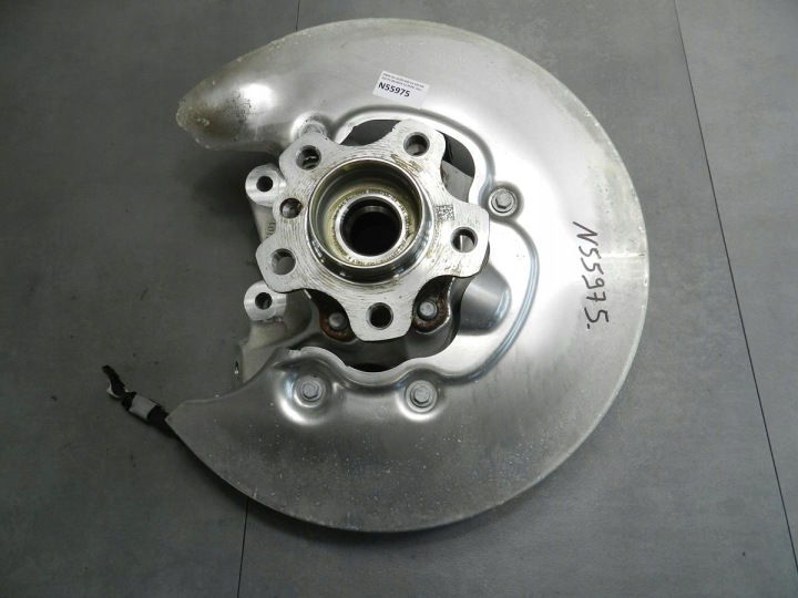 BMW 3 G20 glavčina igle desna stražnji dio 6879534