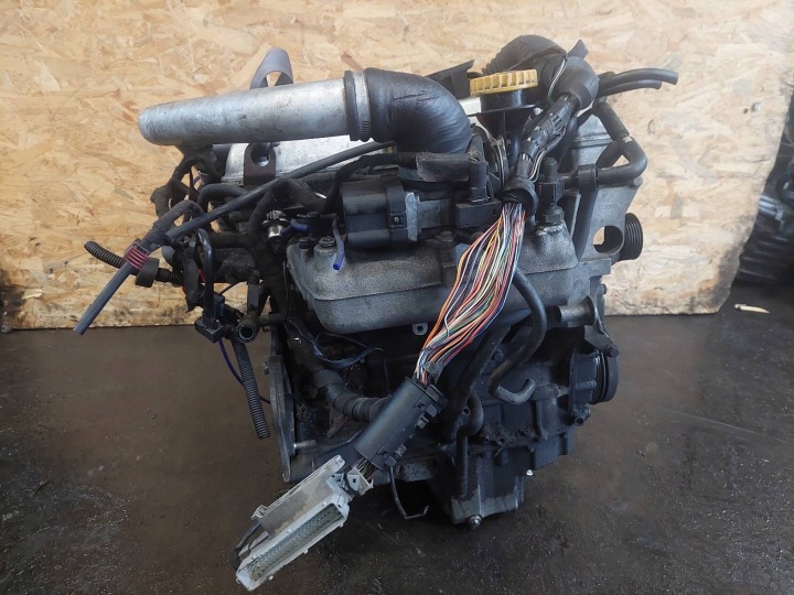 moteur à essence + turbo SAAB 9-5 et B205E 2.0 T ID: 228922
