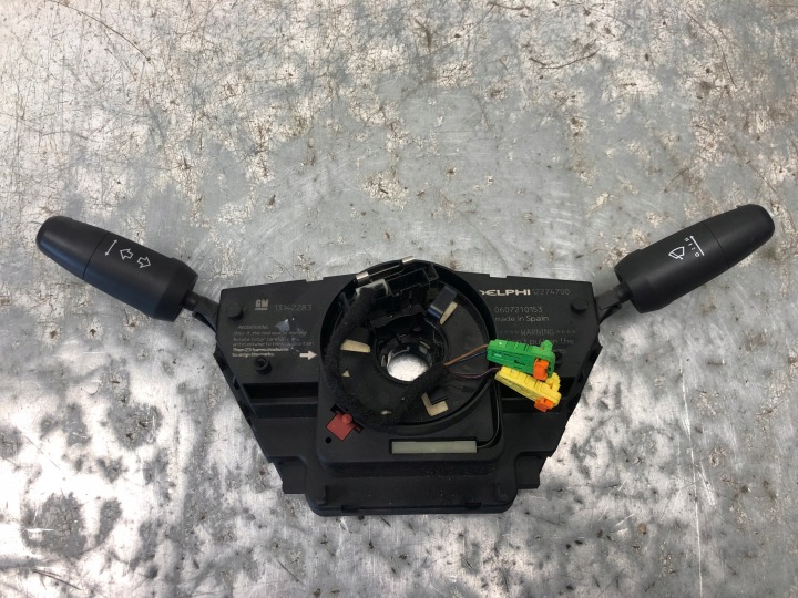 Commodo essuie glace OPEL CORSA D 13142283