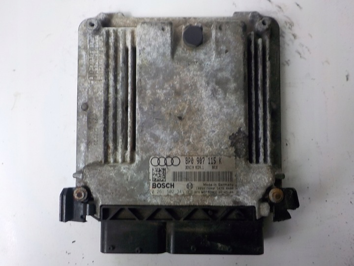 AUDI computer Centralina 8P0907115K 0261S02341
