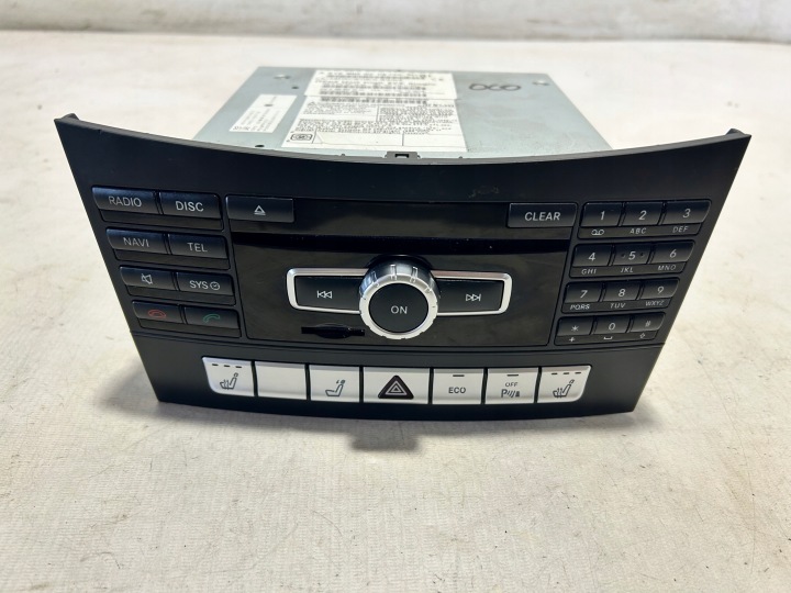 MERCEDES W212 W218 CLS RADIO COMMAND Navigation NAVI 2129000219