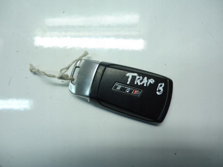 AUDI TT S-LINE Clé PILOT 8S0959754AP