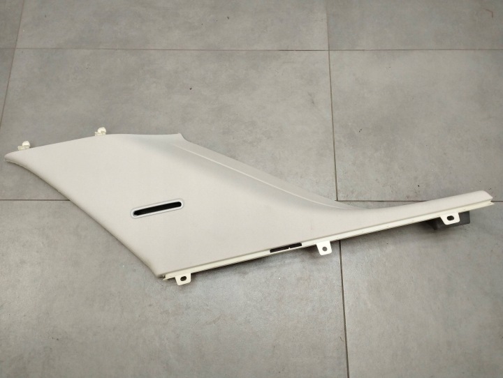 Mercedes-Benz GLE W166 cover SLUPKA right rear part A1666901025