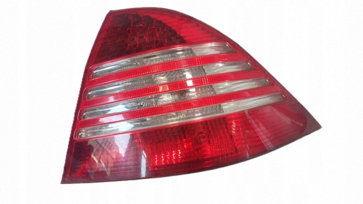 licht hinten rechts MERCEDES-BENZ S350 W220 3.7i 2002